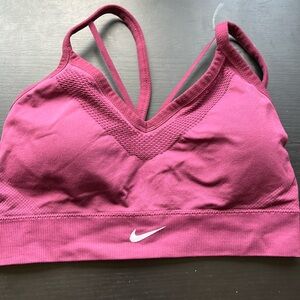 Nike Women’s Cabernet Sports Bra Size L